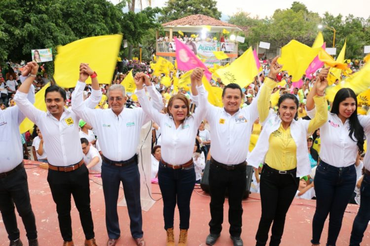 Arranca Aurea campaña en Parácuaro por el PRD-Verde