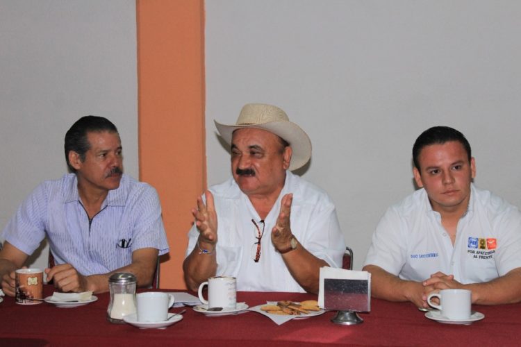Agroindustria, fundamental para lograr el desarrollo social y económico de Apatzingán: Genaro Guízar