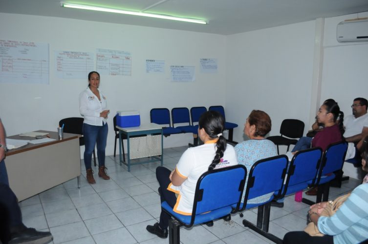 Gestionaré y vigilaré recursos para la salud: V. Castellanos