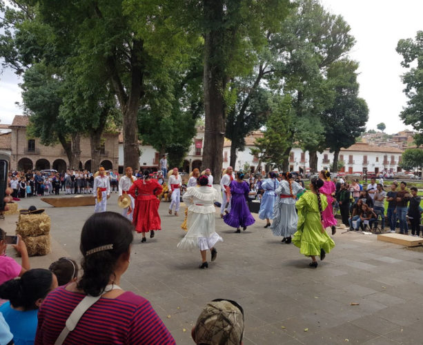 Inaugura CECyTEM Jornada Cultural en Pátzcuaro