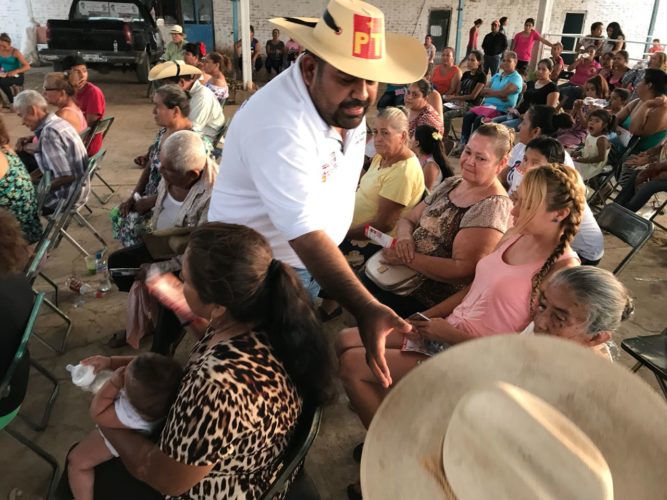 Convoca Paco Huacus al acto de AMLO