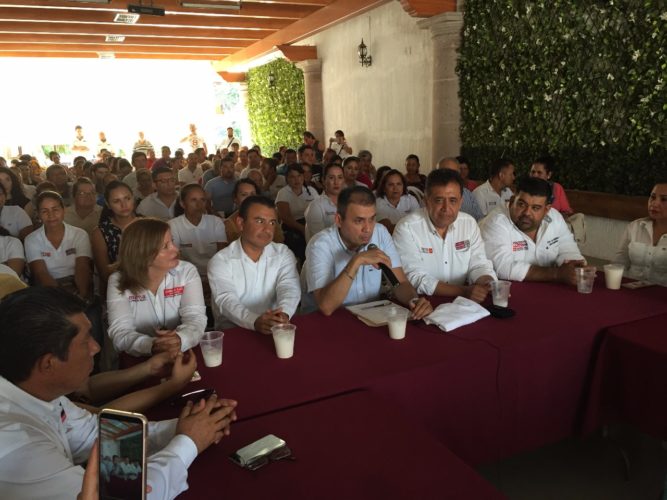 Toño Cruz se abre del PRD para apoyar a su hermano en Morena