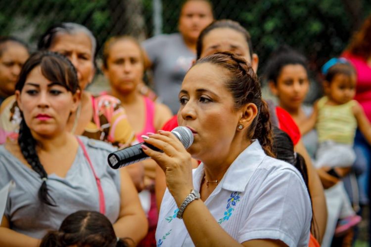 Lupita Hernández refrenda su compromiso con la seguridad