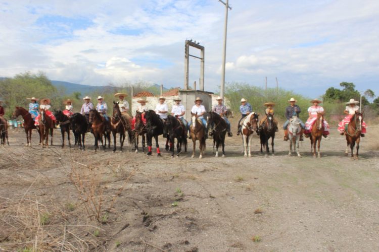 Acabaremos con la corrupción que tiene en crisis al municipio de Apatzingán: Genaro Guízar