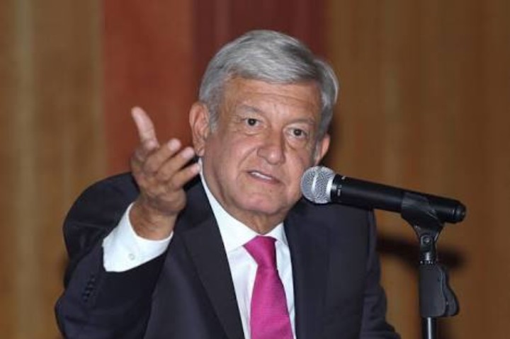 AMLO nutre con propuestas programa nacional de trabajo