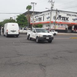 Choque entre dos camionetas