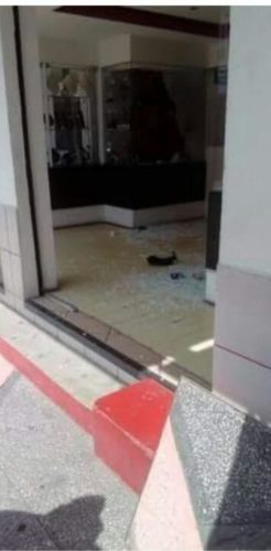 Cuantioso botín en asalto a joyería de Apatzingán