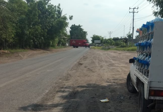 Bloquea delincuencia organizada carreteras de la región