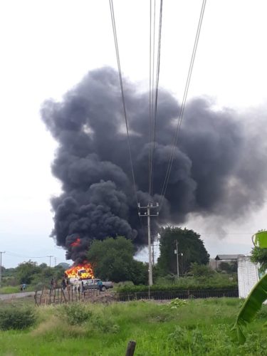 Por tercer dia siguen los bloqueos en el municipio de Buenavista 