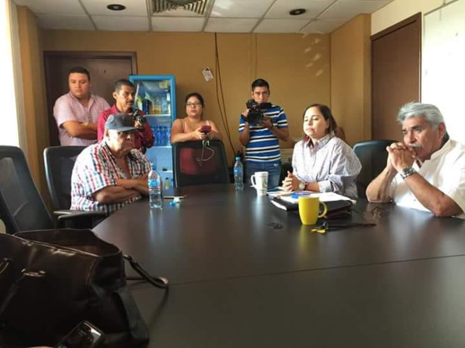 Exigirán regidores en sesión de cabildo el pago a proveedores