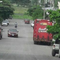 Camioneta atropella a menor de edad