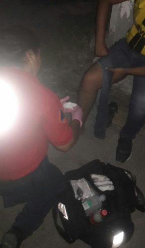 Motociclista herido al ser atropellado