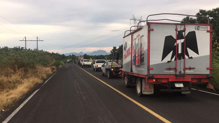 Se enfrentan civiles y Policía Michoacán, en Parácuaro 