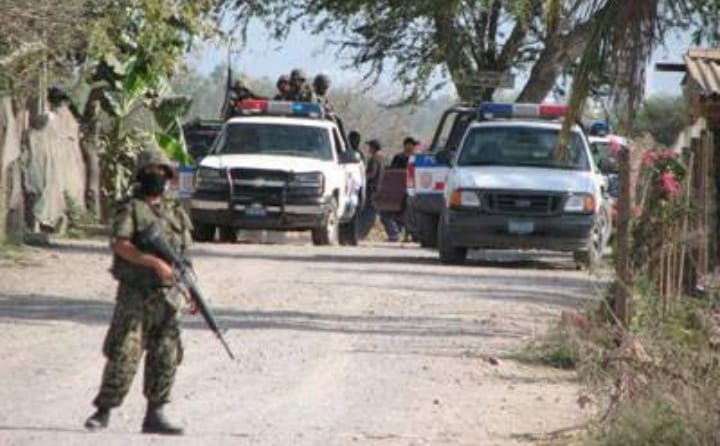Se enfrentan Marina vs delincuentes; tres muertos, el resultado