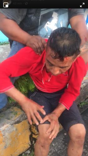 clientes detienen a ladrón, en Apatzingán