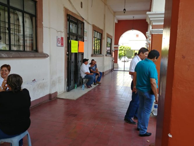 Paristas afectan intereses de trabajadores del Suesma