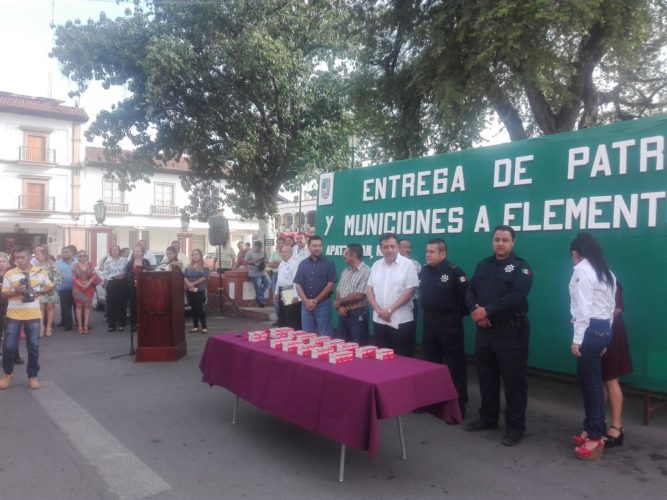 Tres nuevas patrullas y 2,200 cartuchos para seguridad