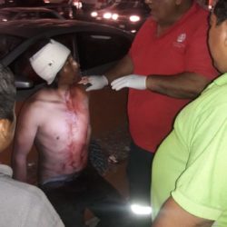 Amigo de parranda le propina golpiza, molesto porque se agotó el "chupe"