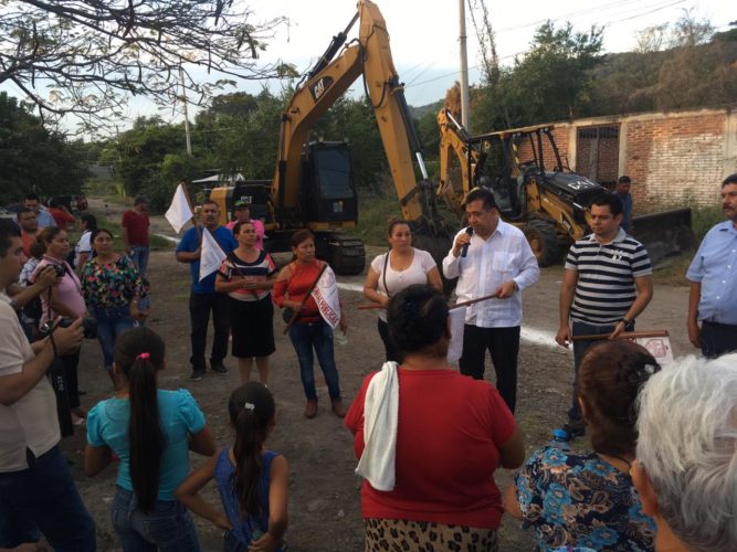 Alcalde pone en marcha obras de agua potable por 4.4 mdp