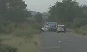 Bloquean accesos a El Terrrero