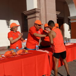 Ganadores de Carrera Naranja llaman a evitar violencia para la mujer