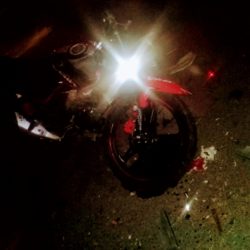 Muere uno de los motociclistas accidentados esta madrugada