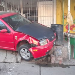 Choque deja dos heridos