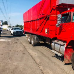 Domingo de bloqueos en región Apatzingán