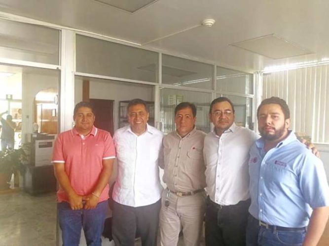 Sindicato de Pemex afecta abasto de gasolinas