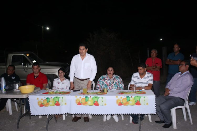 Raymundo Arreola cumple sueño de colonos