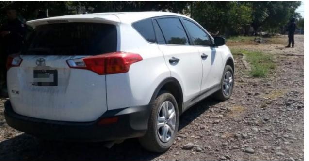 Policía Michoacán recupera vehículo robado en Buenavista