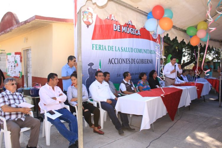 La Feria de la Salud Comunitaria visita a pobladores de El Columpio