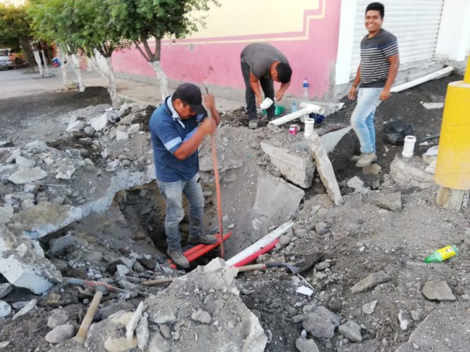 Con el pago del servicio, CAPAMU ofrece tiempo récord en reparación de fugas