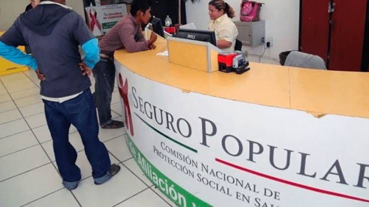 Renuevan afiliación a Seguro Popular, en Apatzingán