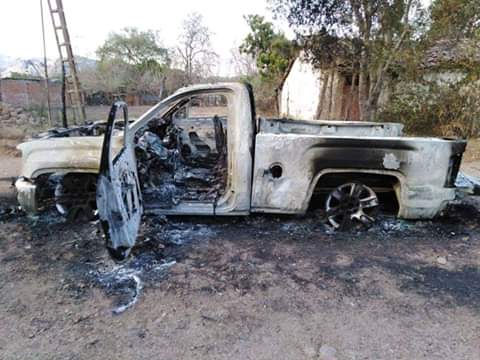 Se enfrentan a balazos y granadazos en tierra caliente