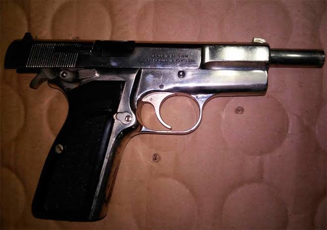 Detiene FGE a ocho en posesión de armas de fuego, en Buenavista