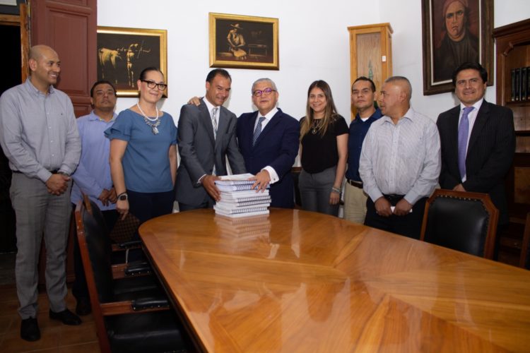 Reduce Michoacán su deuda pública: C.M.M