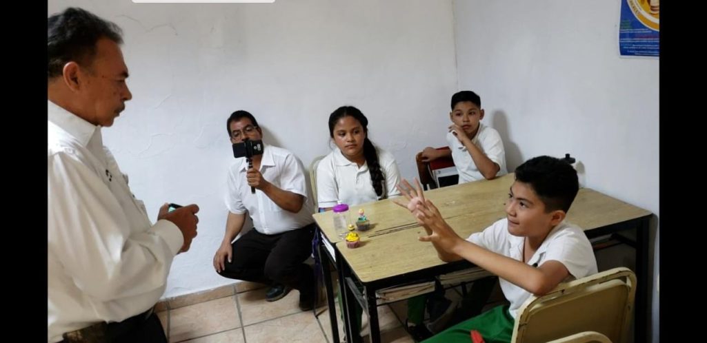 Niño apatzinguense entre los primeros lugares de “Ilumina Tus Derechos”
