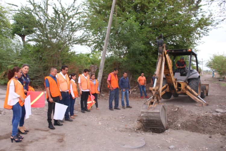 Inicia construcción de red de drenaje sanitario en la comunidad de Rancho Nuevo