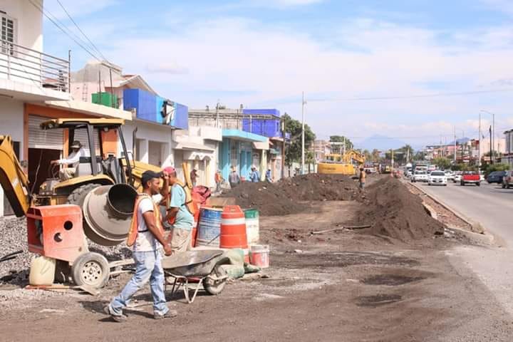 Buscaremos que el Gobernador nos dé “otro puchoncito” para concluir la avenida Lázaro Cárdenas: Raymundo Arreola