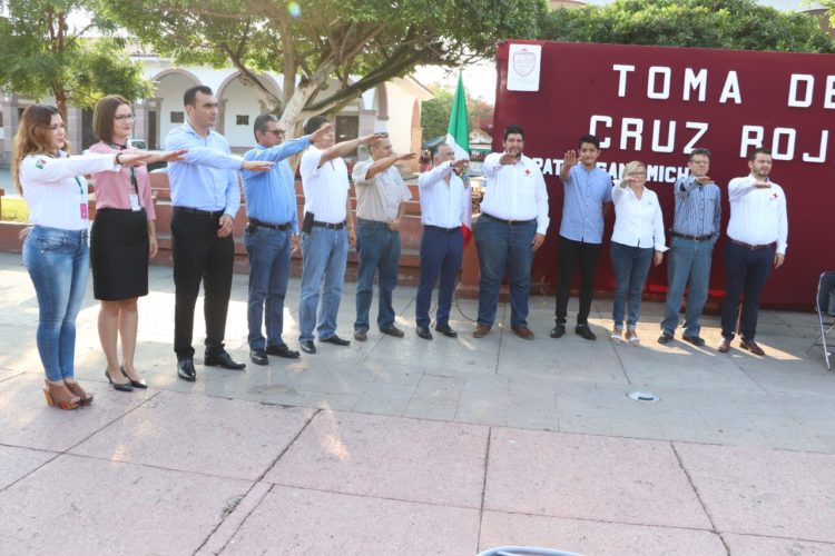 El alcande invita a los apatzinguenses a apoyar a la Cruz Roja