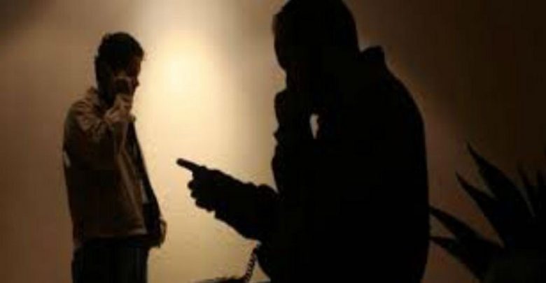 Localizan a jvíctima de extorsión virtual, en Coalcomán