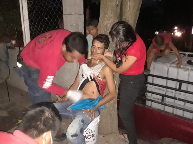 Riña entre ebrios; un herido