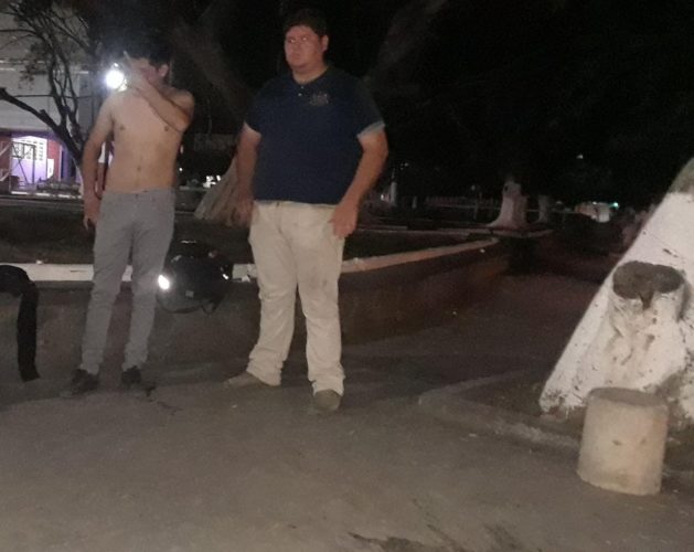 Choque entre dos motos arroja un herido