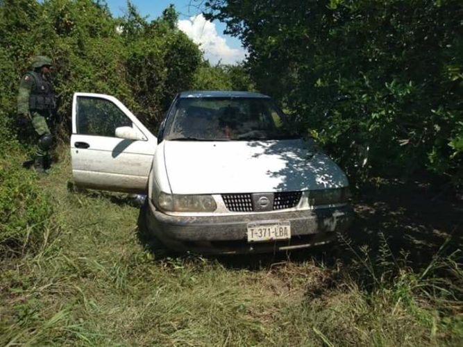Asegura Policía Michoacán cuatro vehículos relacionados en hechos delictivos
