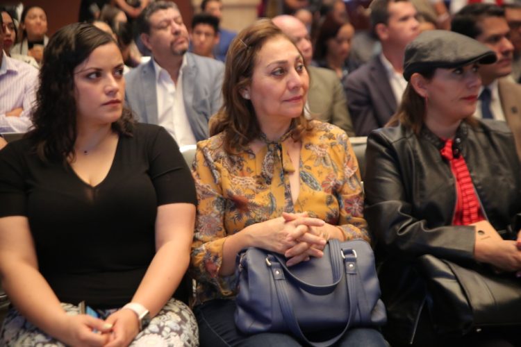 Asiste Cuquita Cabrera a trascendental foro por el medio ambiente
