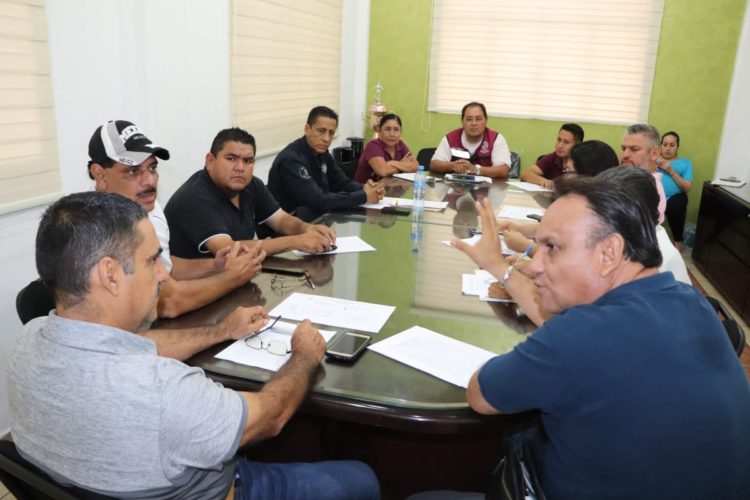 Organizacn desfile del 20