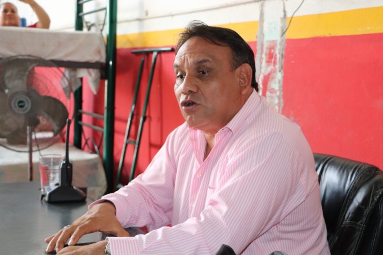 PC concientiza a comerciantes irregulares de pirotecnia
