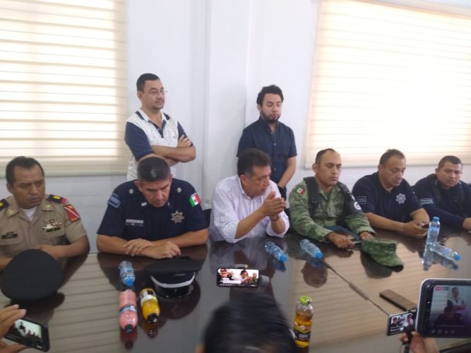 Exhortan las autoridades a no disparar armas de fuego por Año Nuevo