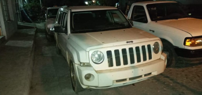Sedena asegura armas, droga y vehículos robados